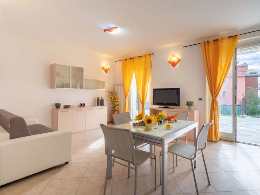 Apartment Riva Mare by Interhome