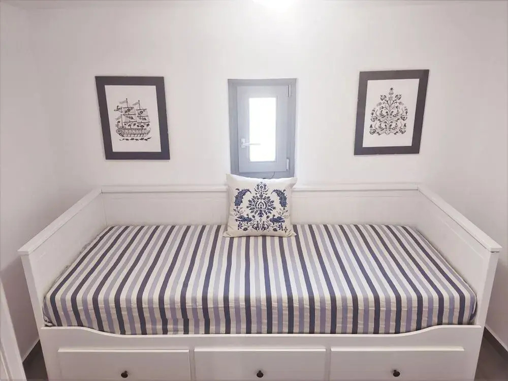 Skyros BnB Anna House in Brooke