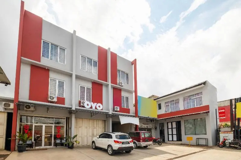 Oyo 2759 Cibeureum Residence Ii