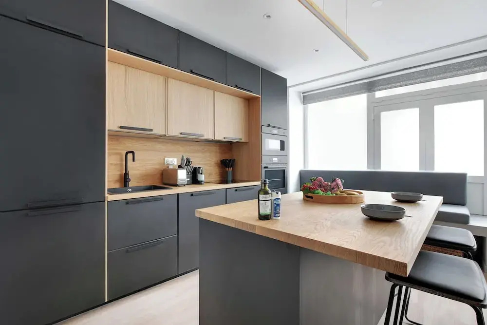 Spacious Apartment With 2 Rooms