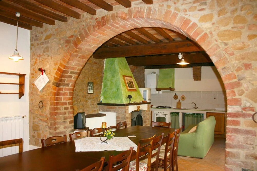 Villa Fonte allOppio con area piscina recintata