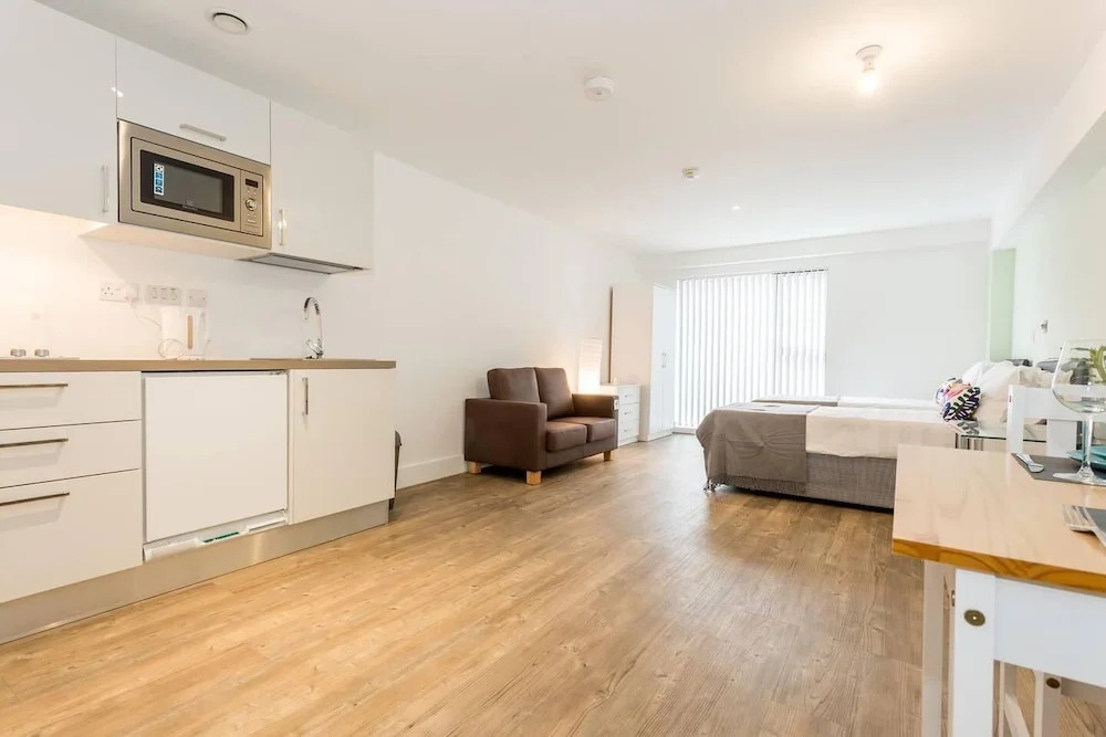 Brand new studio apartment in central Oldham