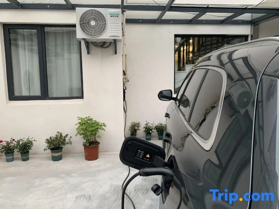 Xun Nong You She PET - FRIENDLY Leisure Resort Courtyard (Nanxun Ancient Town Branch)
