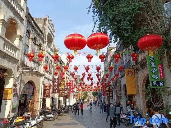 Beihai Clean and Comfortable Music Theme Baiyang Youth Hostel