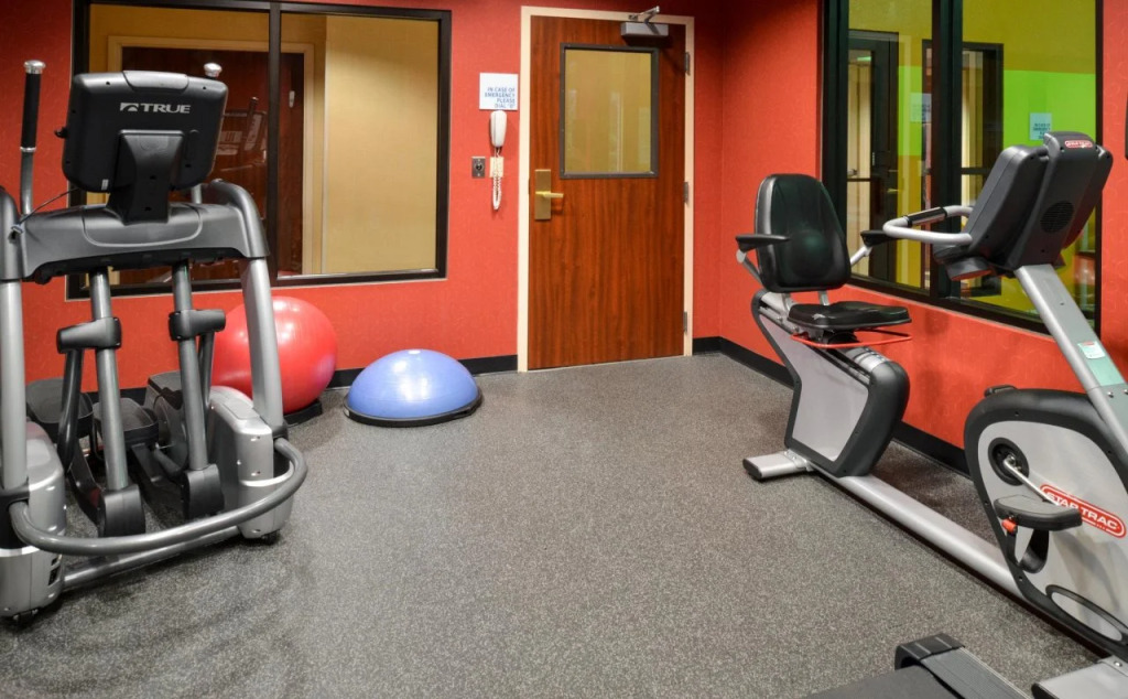 Holiday Inn Express Hotel & Suites Dayton-Centerville by IHG