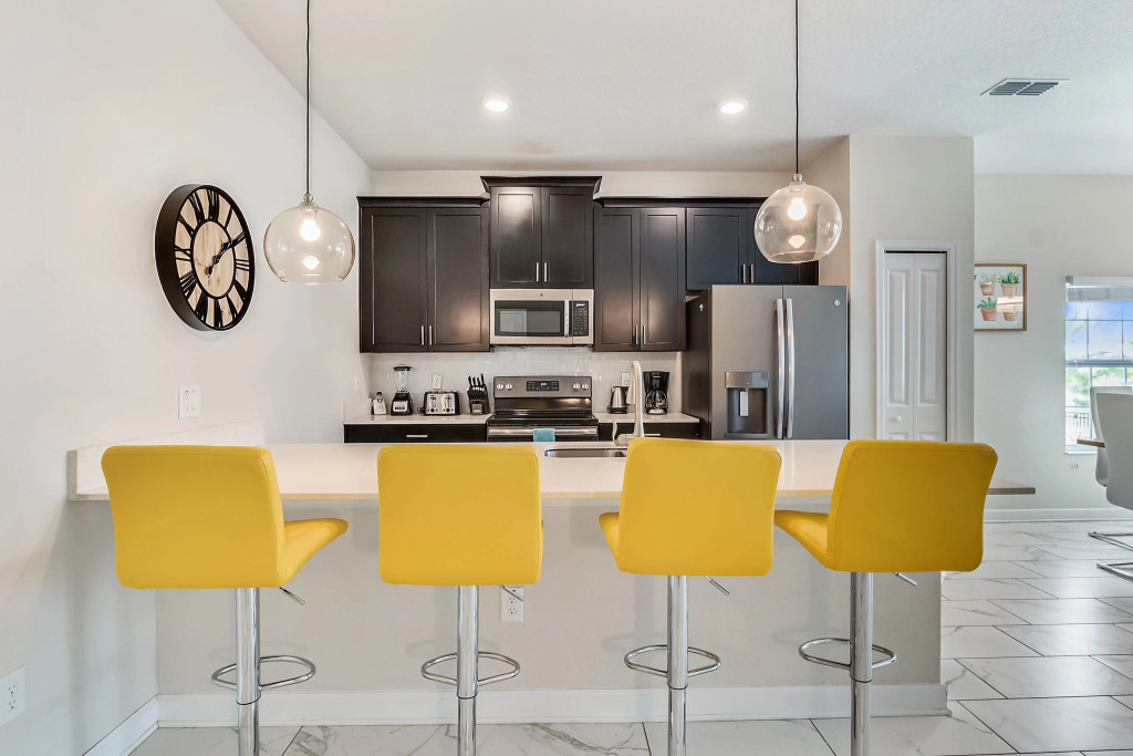 5 Bedrooms 4 Bathrooms Storey Lake 4956 Wa