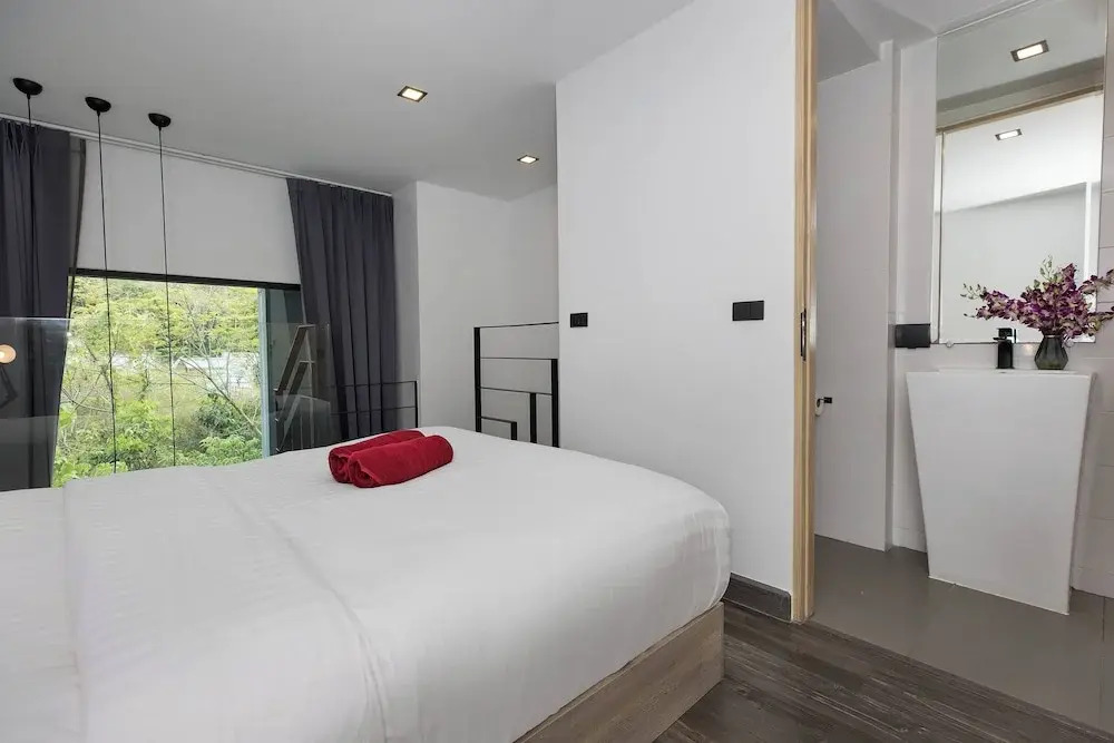 Design Loft near Naiharn Beach UTL A123