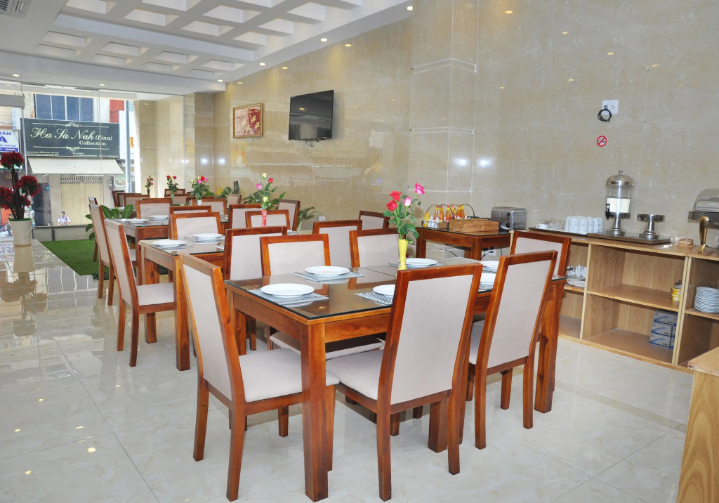 Queen Central Hotel - Ben Thanh Market