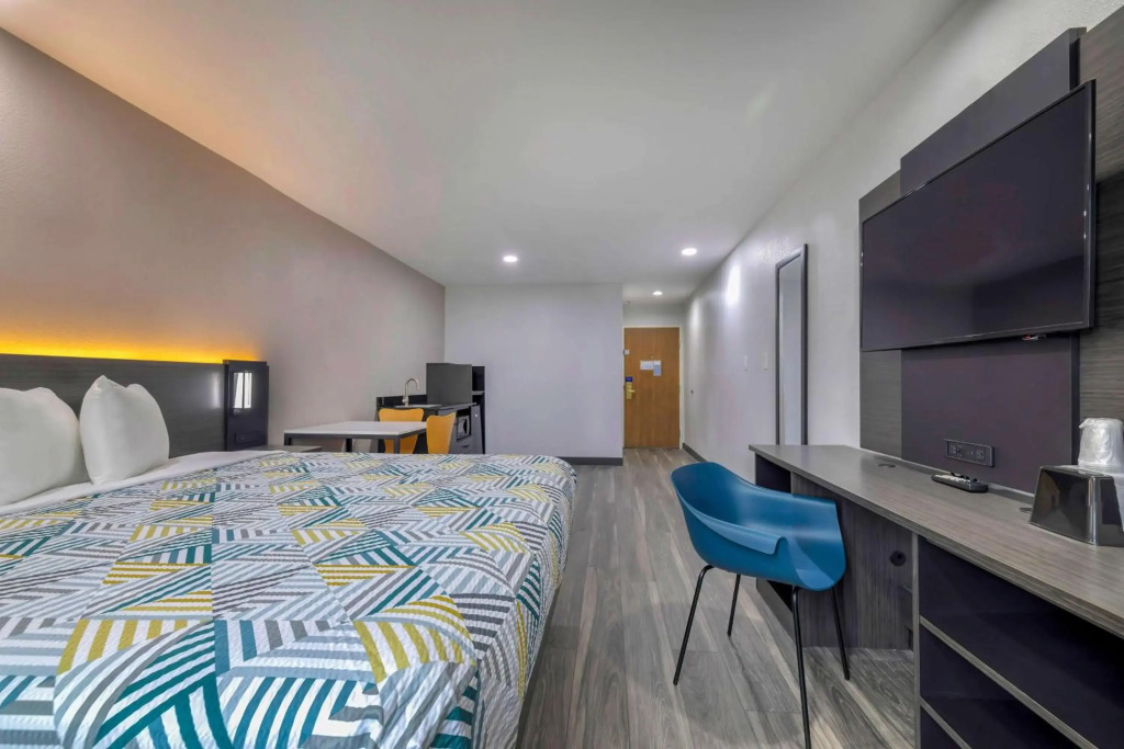 Motel 6-Fort Worth, TX - Burleson