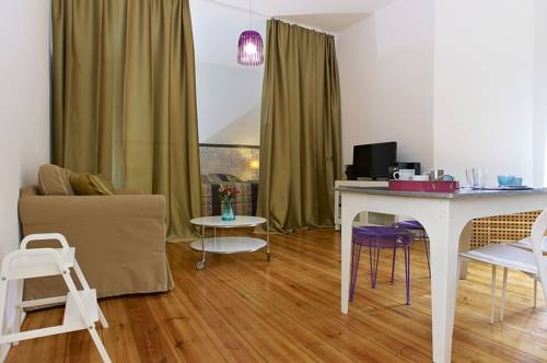 Comenius Apartments