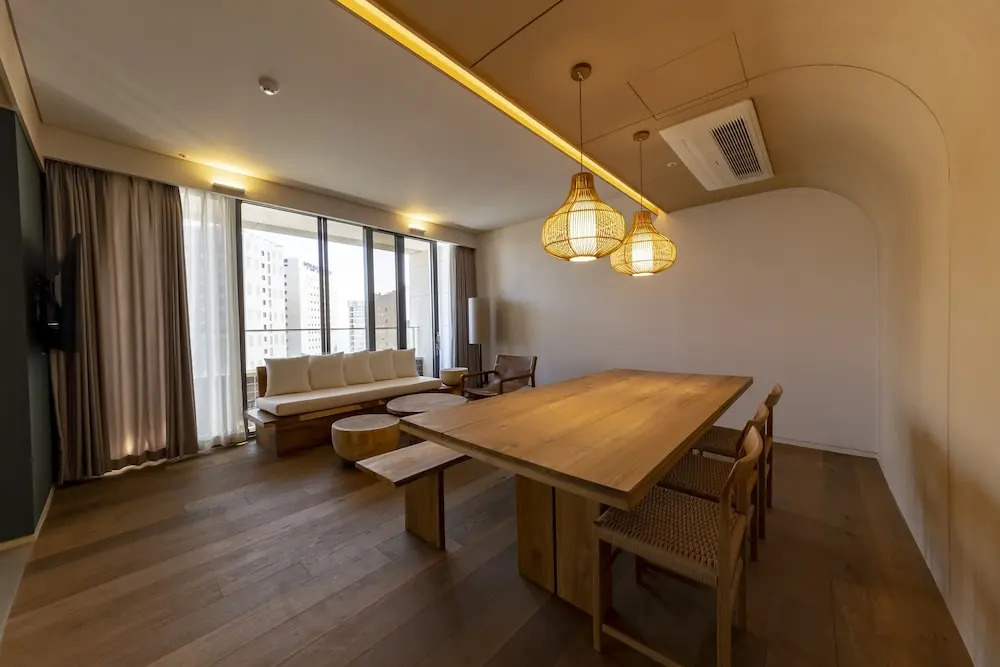 Hound Hotel Haeundae Signature
