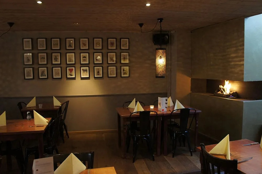 Le Bistro