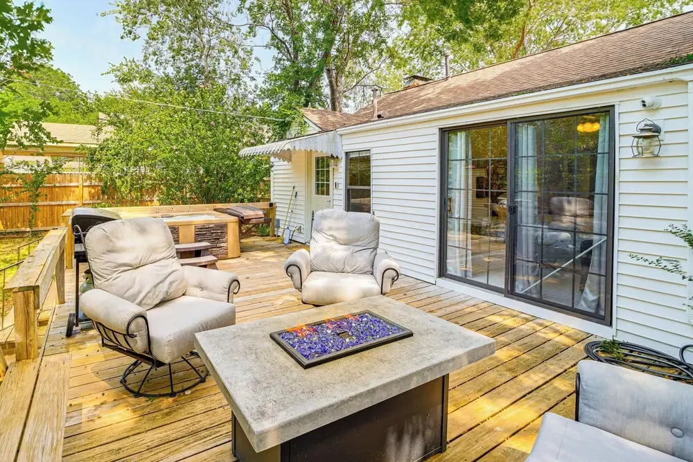 Tulsa Cottage w/ Hot Tub: 4 Mi to Downtown