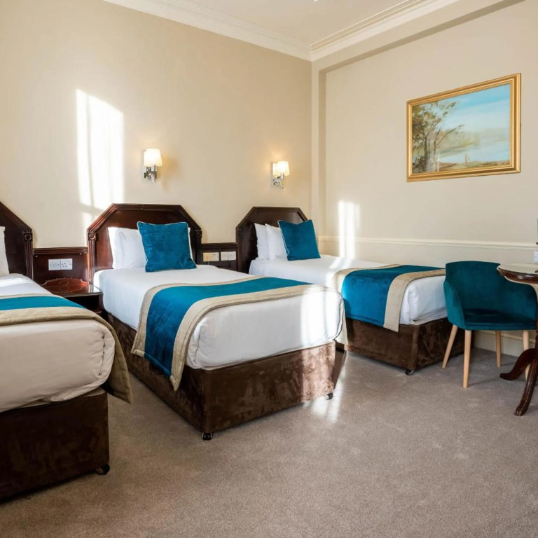 Harcourt Hotel