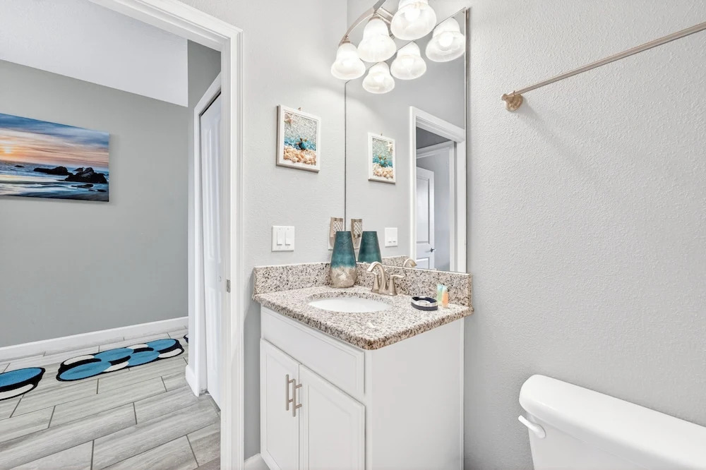Sol117-5484-6-pg - Solterras Dream Home