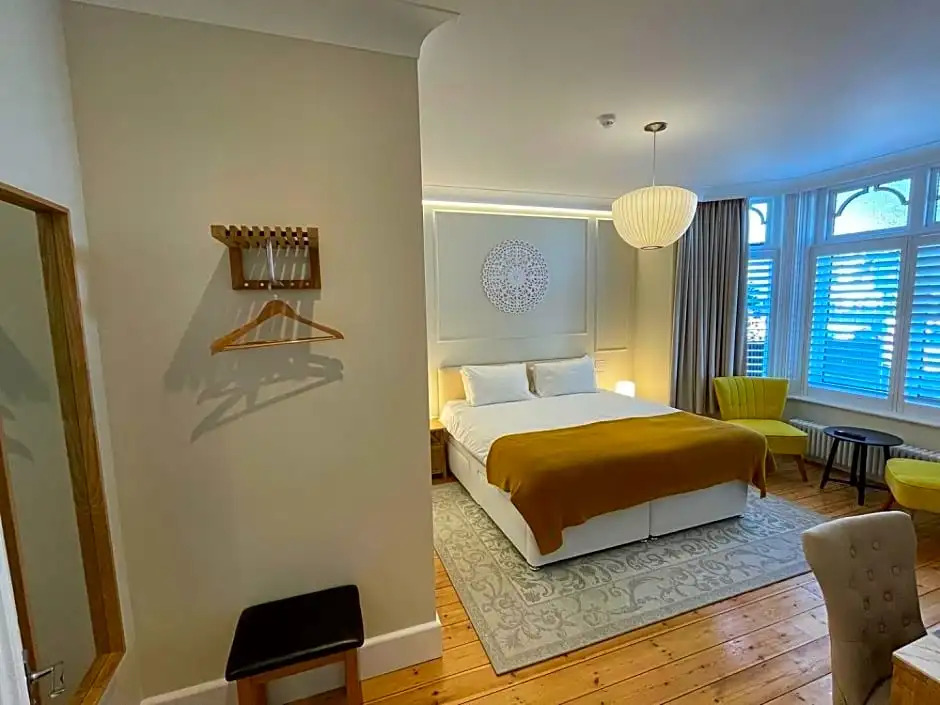 Beach Lodge