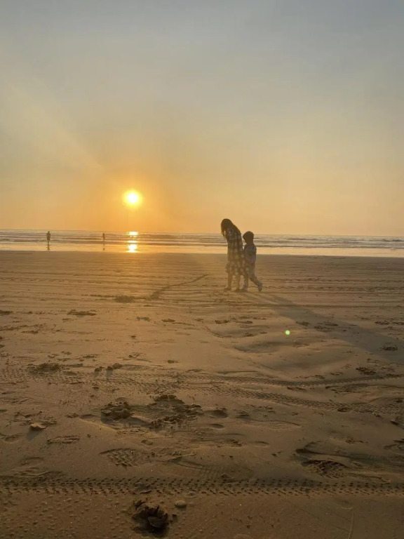 Dune Surfer Inn