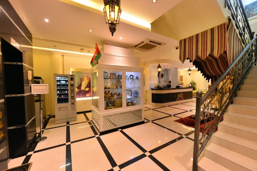 Husin Al Khaleej Hotel Apartment