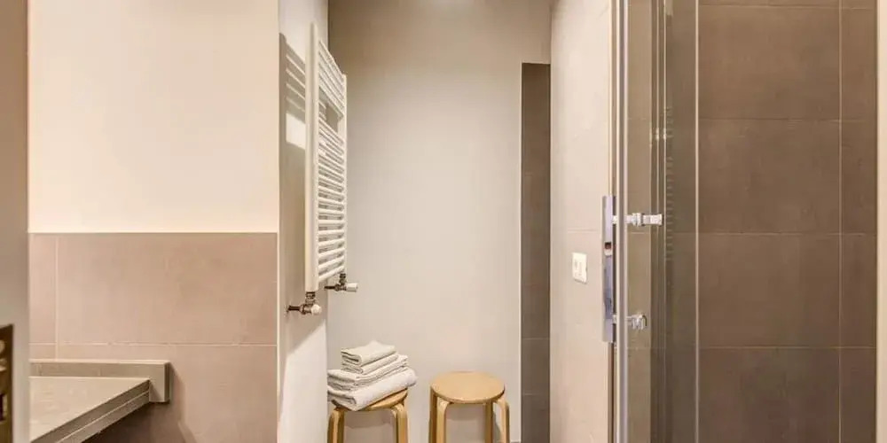 Trastevere budget studio