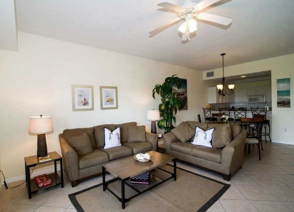 Oceanwalk Oasis - 3 Br condo by RedAwning