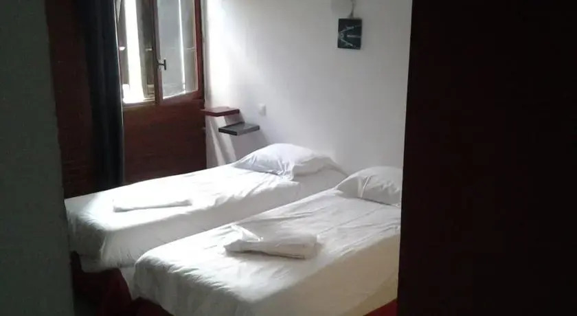 B&B Isola 2000