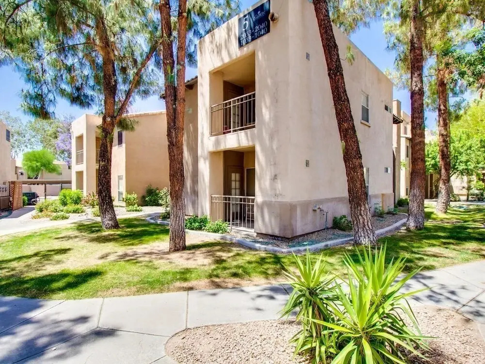 Beautiful Condo in Prime Scottsdale Location!