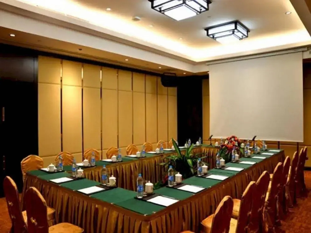 Yangzhou Tairun Hotel