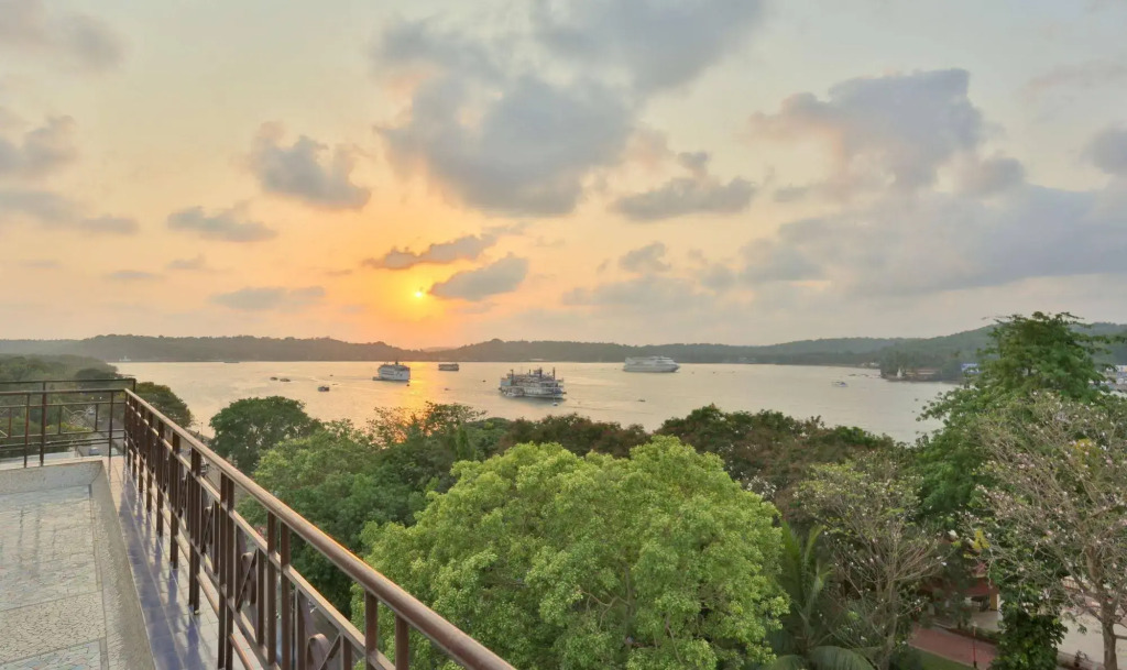 Hotel Mandovi