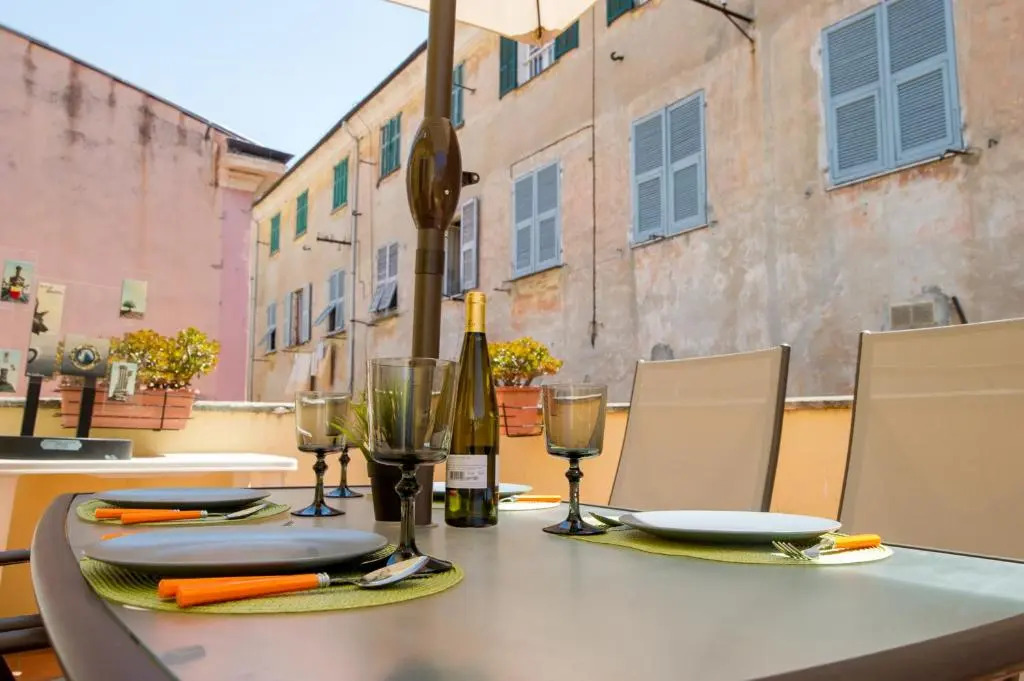 Apartment In The Heart Of Sanremo