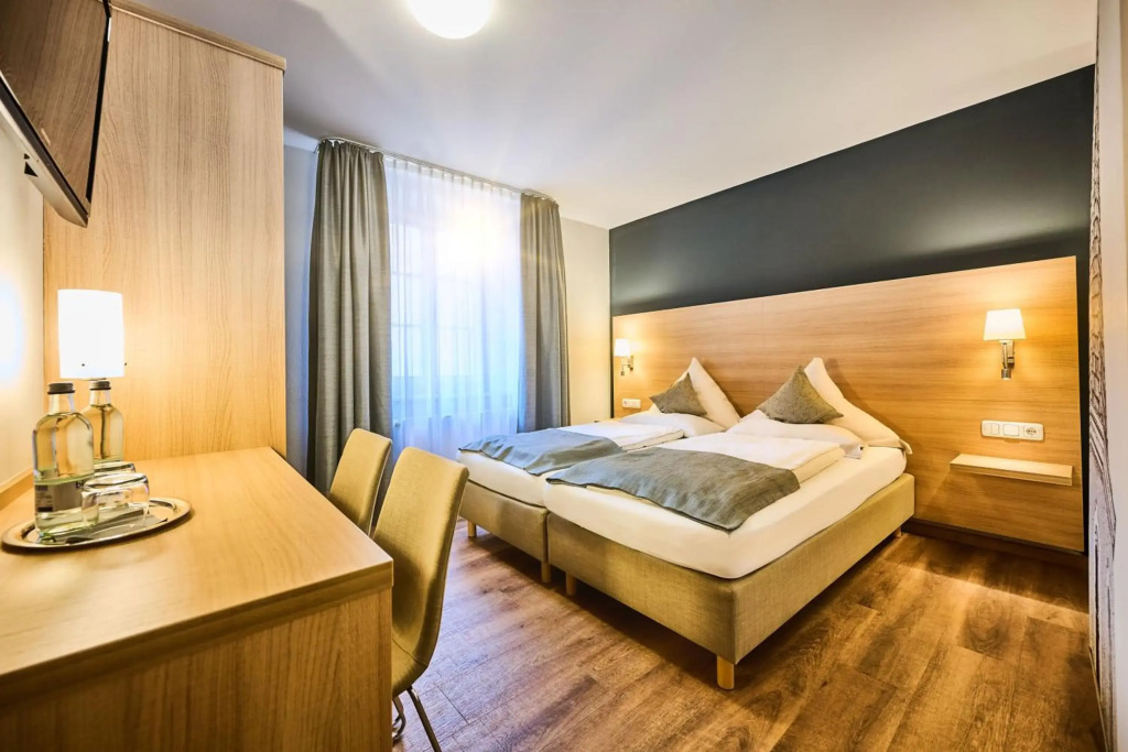 Hotel & Gasthaus DAS RÖHRL Straubing
