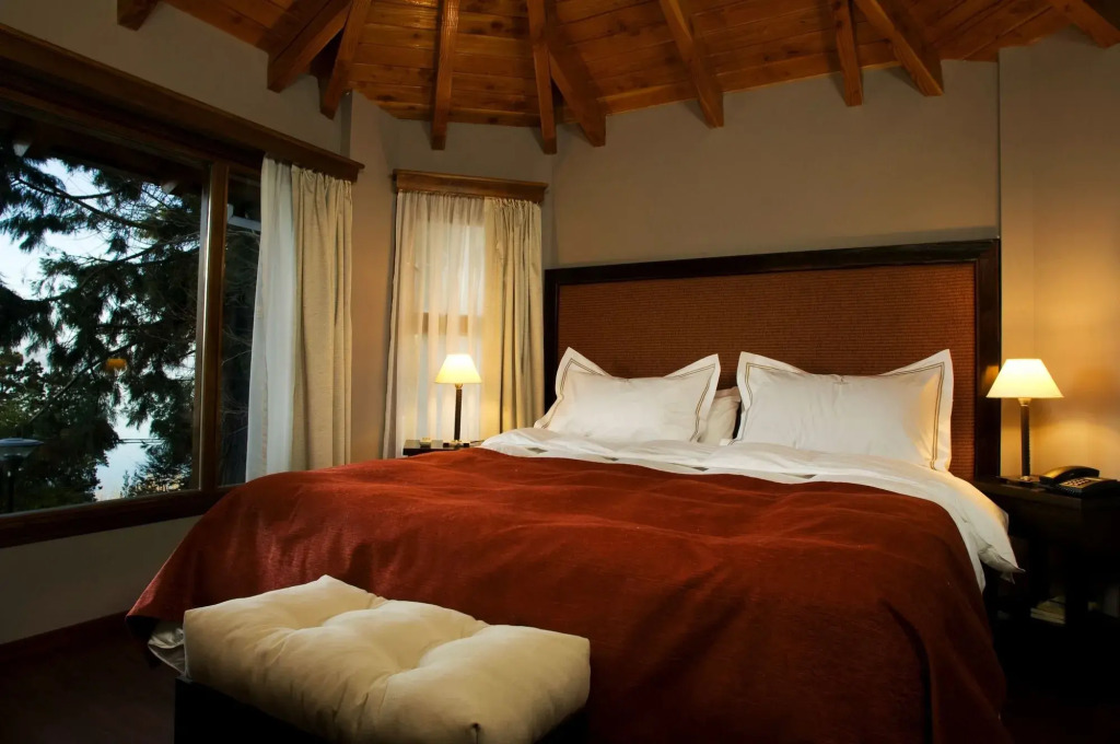 Bahia Paraiso Apart & Suites