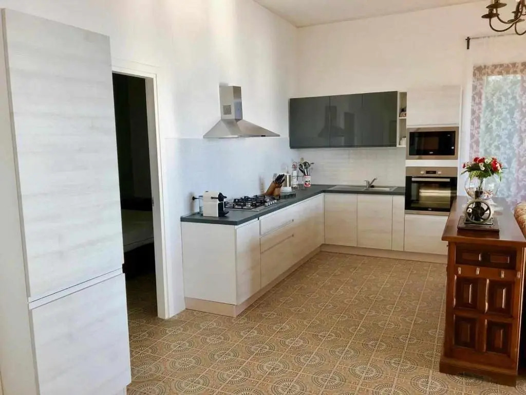 Villa Anastasye Your Lakefront Vacation Rental