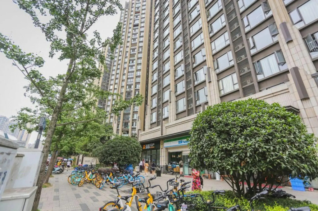 Le yi jia hotel