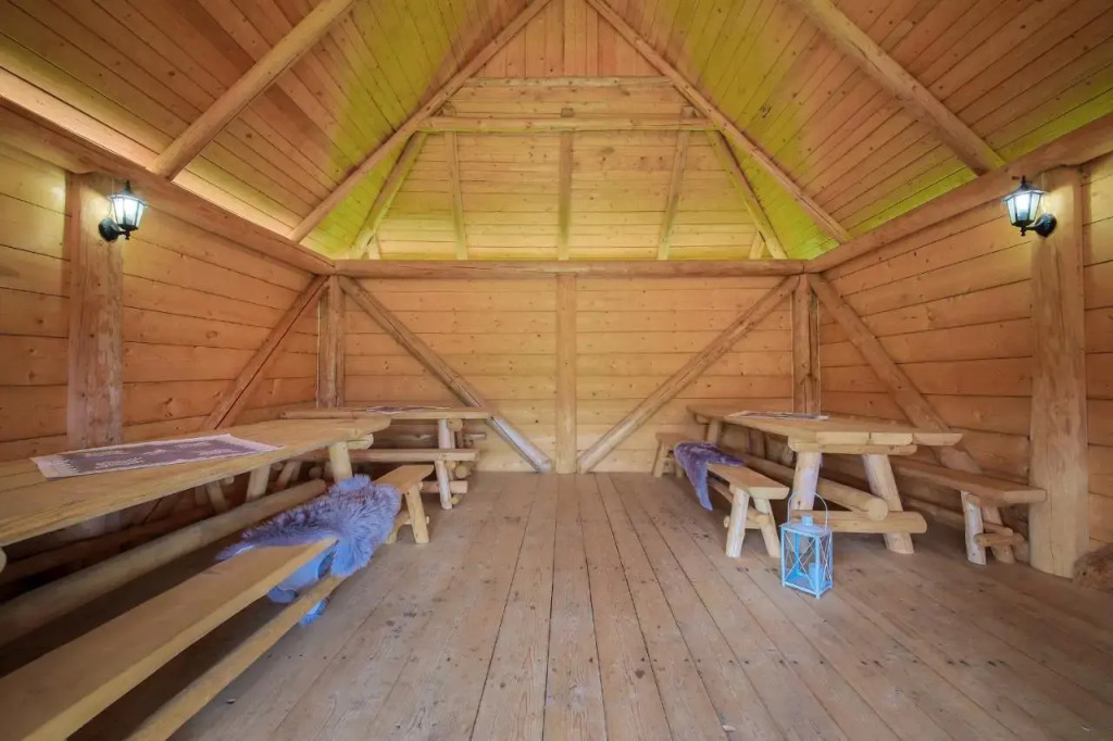 Folk Resort Domki i Apartamenty