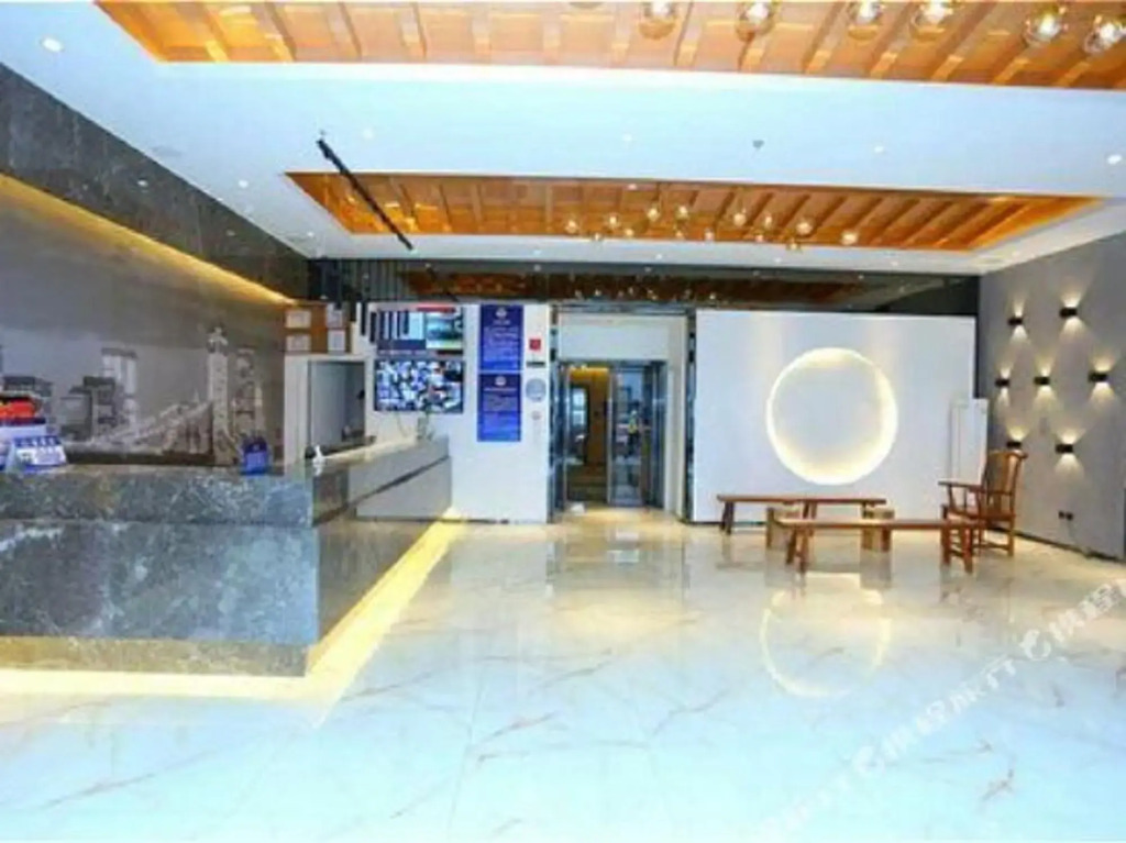 Super 8 Hotel Premier (Beijing Guomao West, Dawang Road)