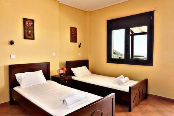 Makronas Apartments