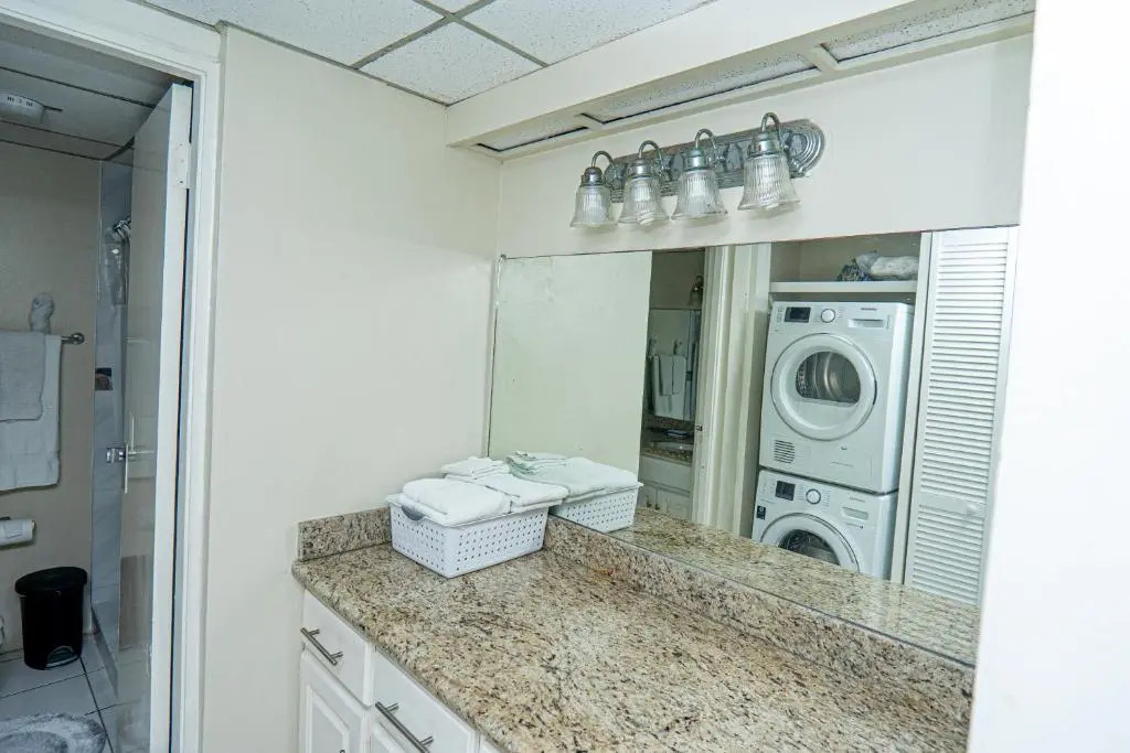 Welcome to stunning Ocean Views at Studio 503