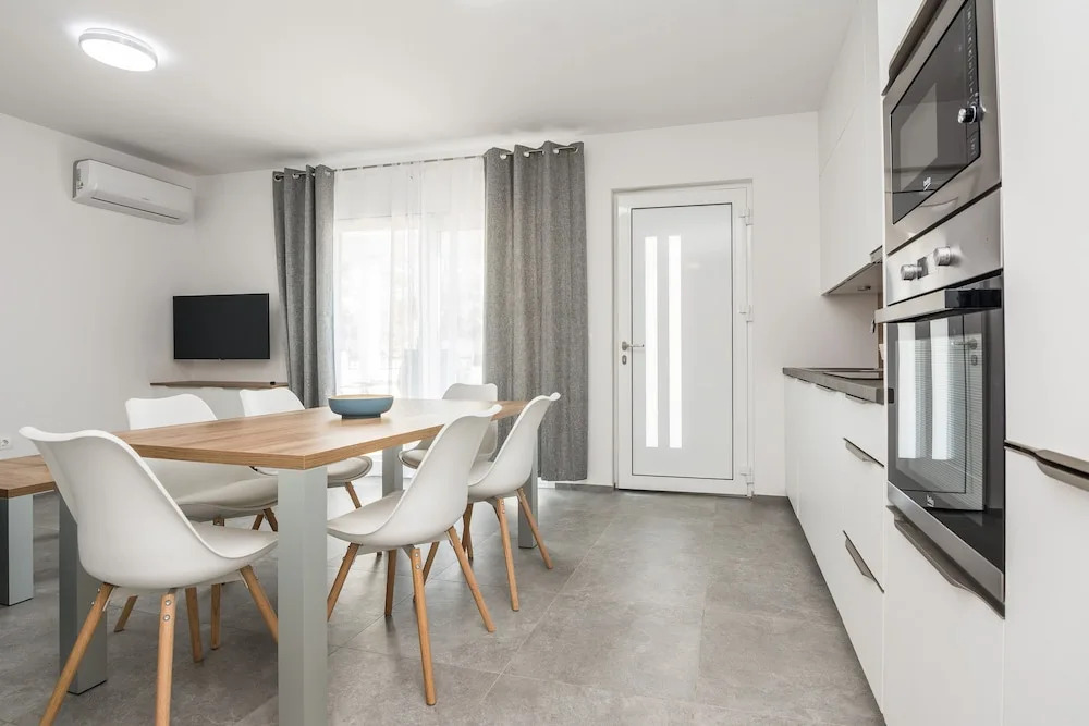 Apartment Spanic 1