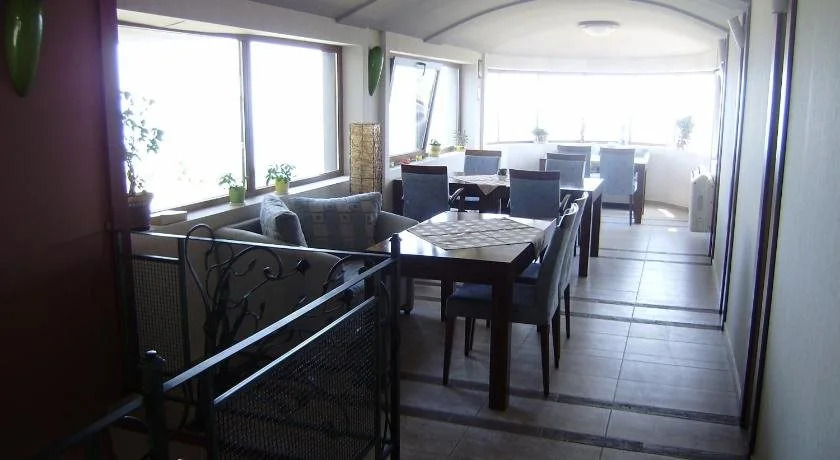 Sea View Family Hotel