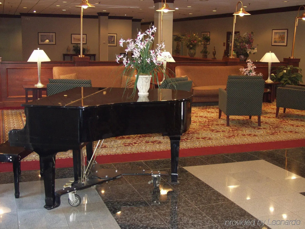 Holiday Inn New London by IHG