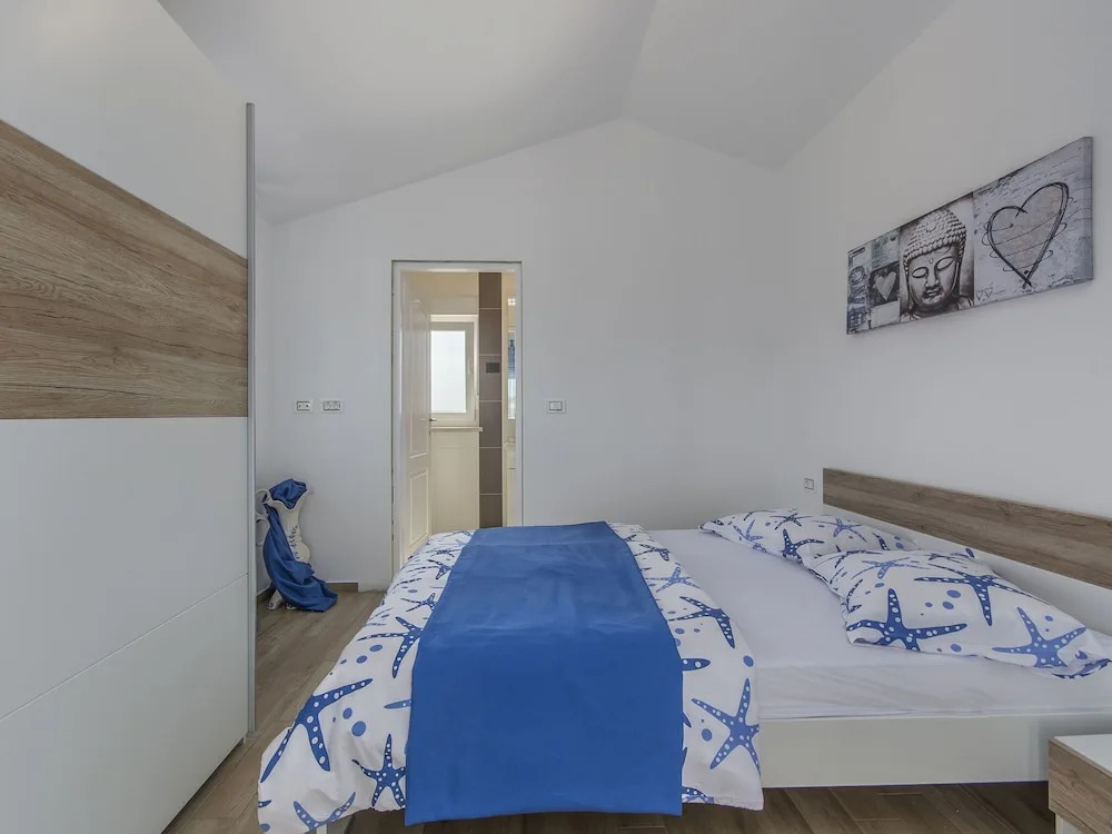 Modernly Equipped Holiday House Near Rovinj With Private Pool for 6 Person
