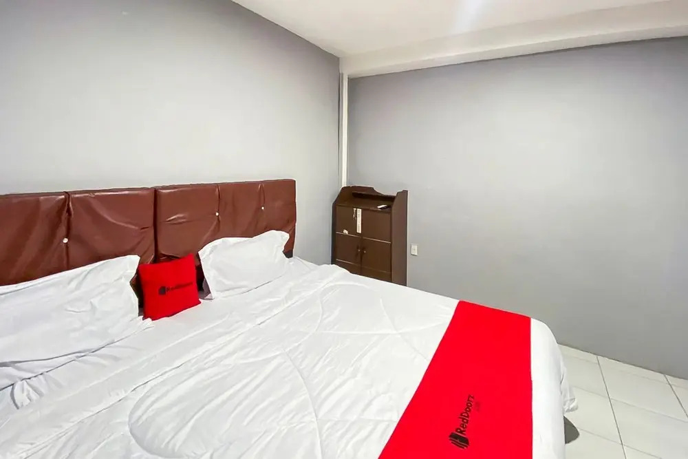 RedDoorz at Graha Aisyah Menteng Medan
