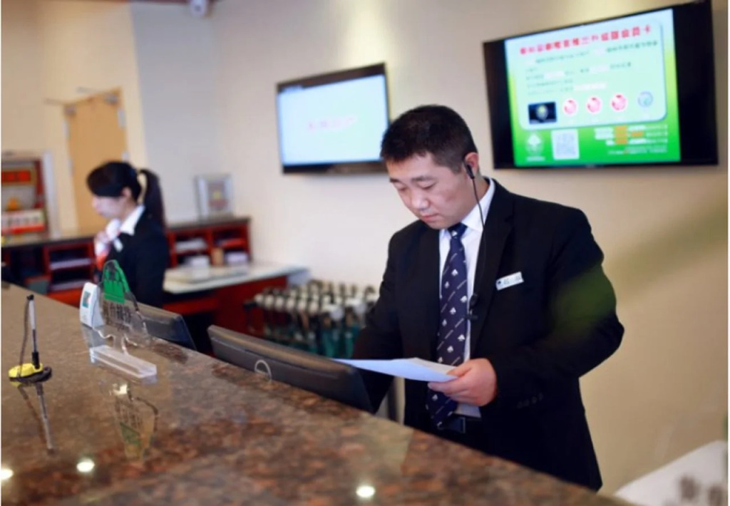 GreenTree Inn JiangSu XuZhou KuangDa HuaiTa East Gate Express Hotel