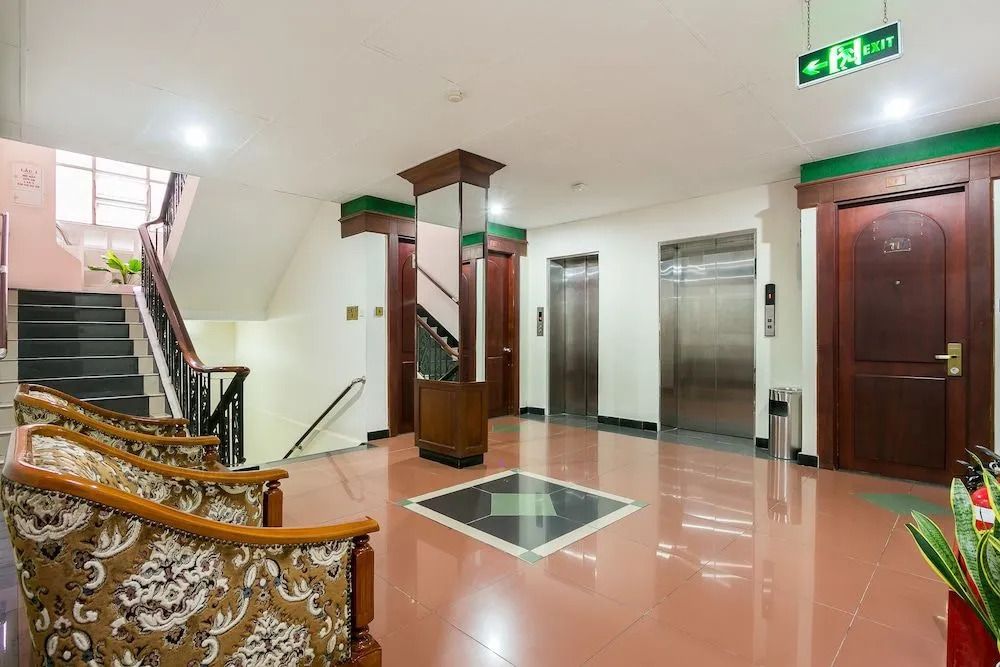 OYO 226 Tao Dan Hotel