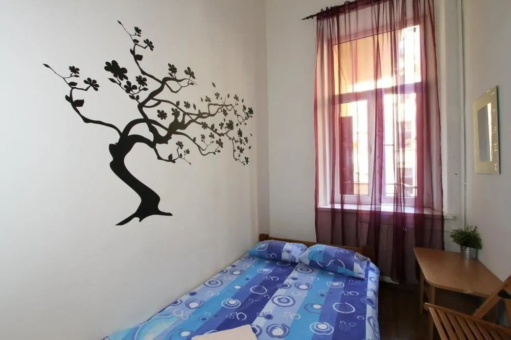 Hostel Yellow