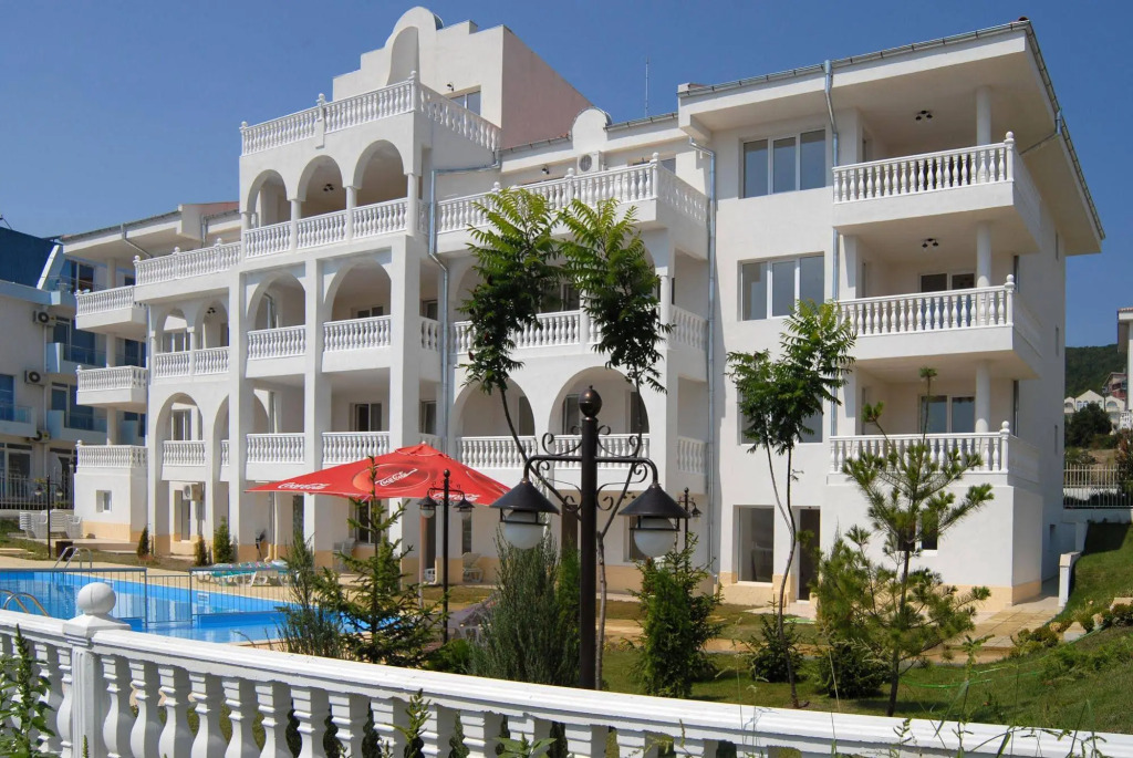 Lazur Holiday Apartments