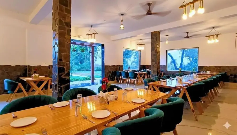 Astoria Corbett Resort
