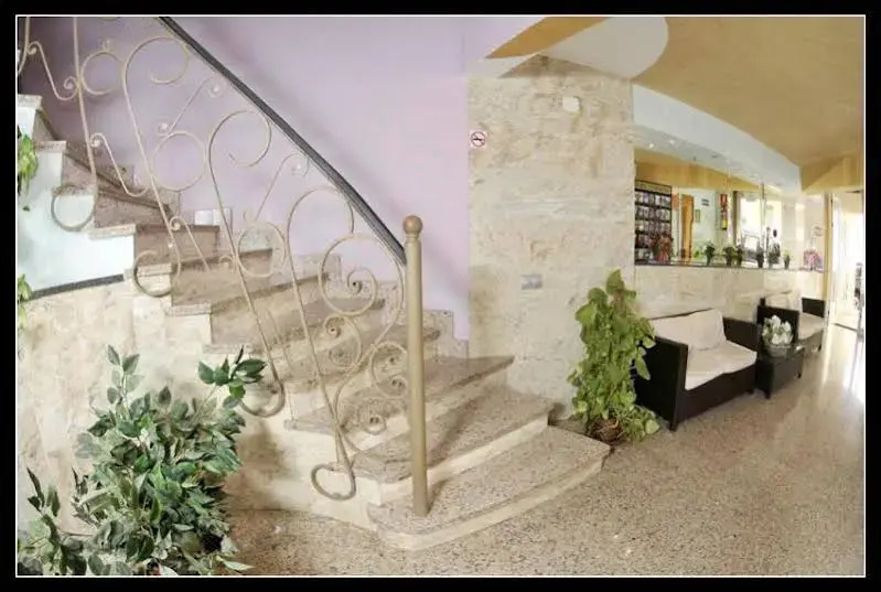 Hostal Carel