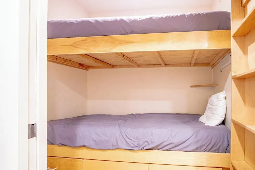 Sv115 - Walk to Lifts & Town - Hot Tub & Pool
