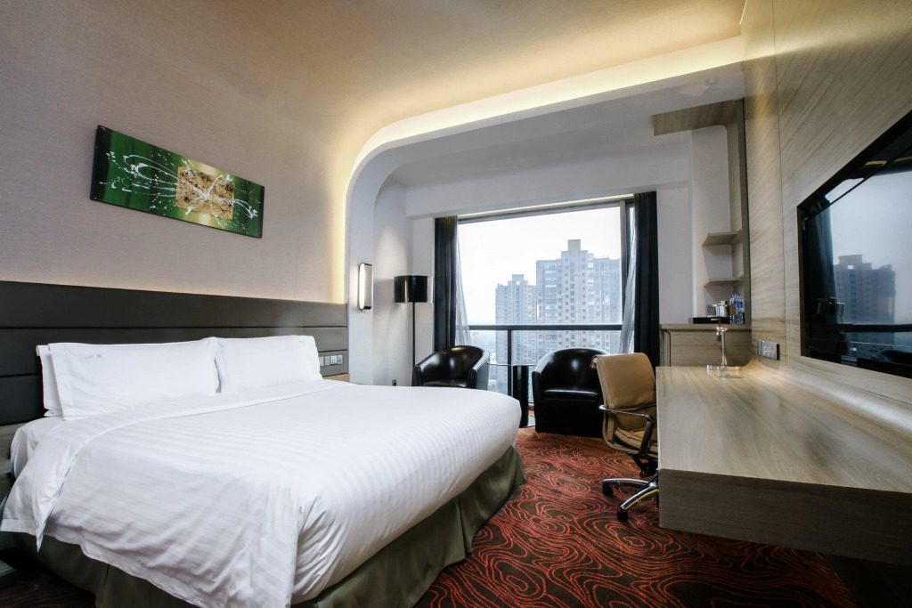 Holiday Inn Shanghai Songjiang by IHG